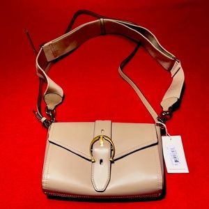 The trendsetting Mia crossbody from Etienne Aigner